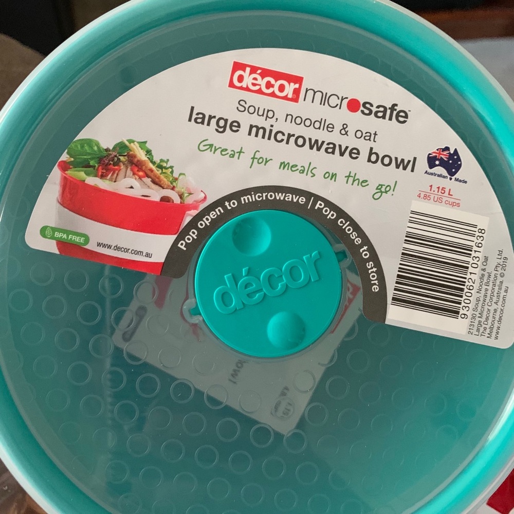 Decor Microsafe large bowl